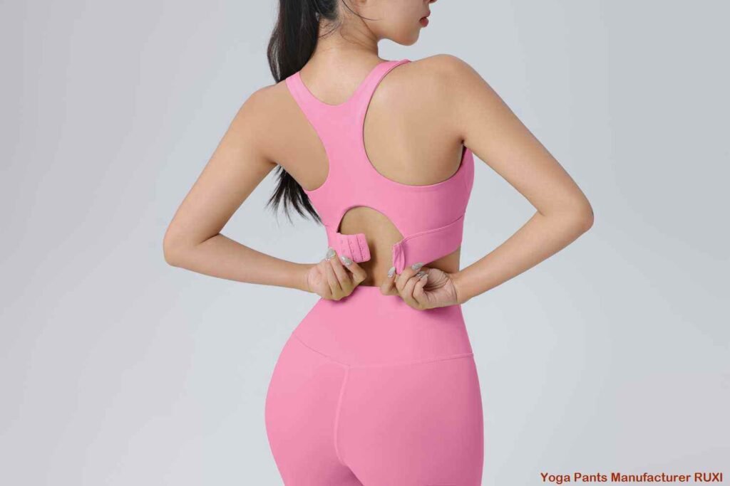 σορτς για τρέξιμο σε κίτρινο νέον