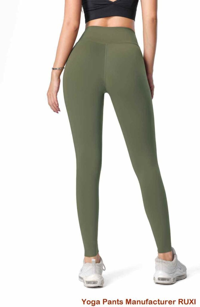 Γυναικεία σορτς γιόγκα Comfort Fit